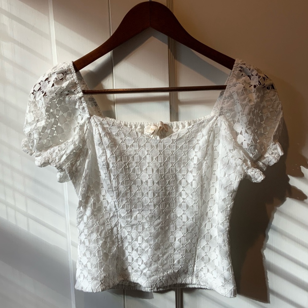 Super Cute Puff Sleeve White Cropped Top